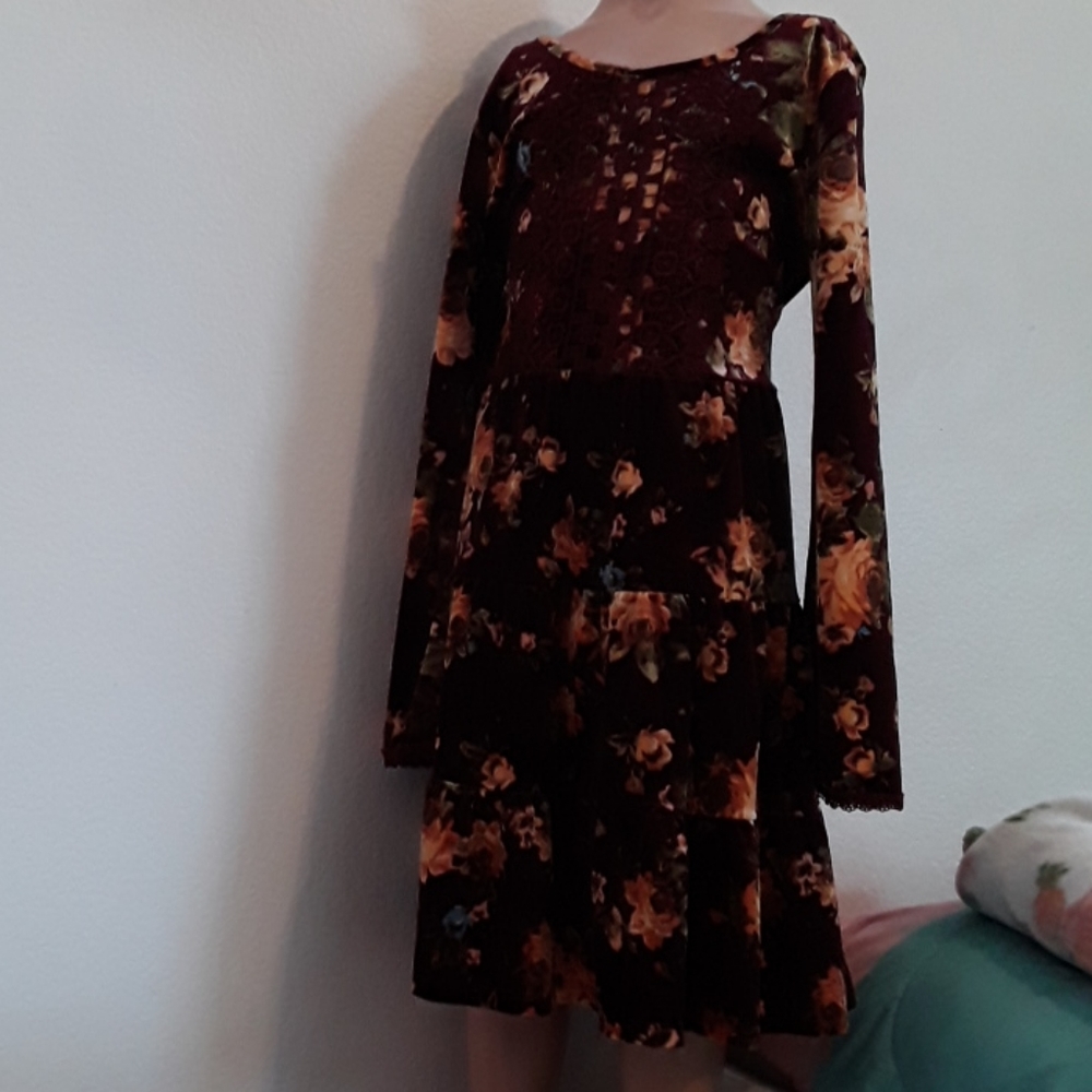 Cute dress with flower's